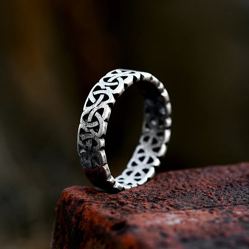 Chain Talisman Ring